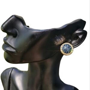 ROMAN CO. VINTAGE 1990s GOLDTONE ROUND EARRINGS SET WITH BLUE & WHITE CRYSTALS